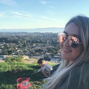 Meet your Posher, Danielle